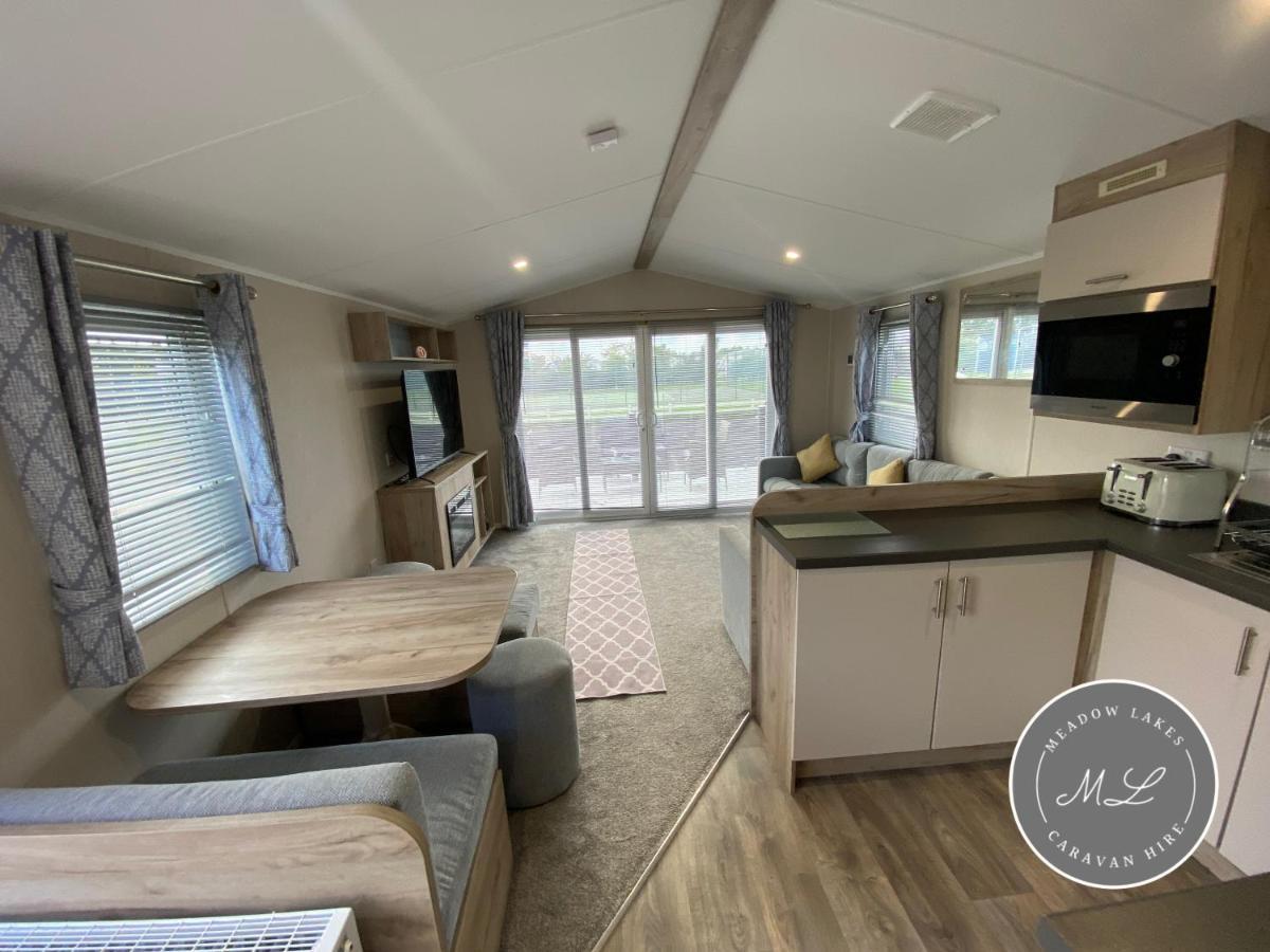 Meadow View 171 - Golden Palm - Central Heating, Wifi, Pet Friendly, Bed Linen - Meadow Lakes Caravan & Lodge Hire Chapel Saint Leonards Exteriér fotografie